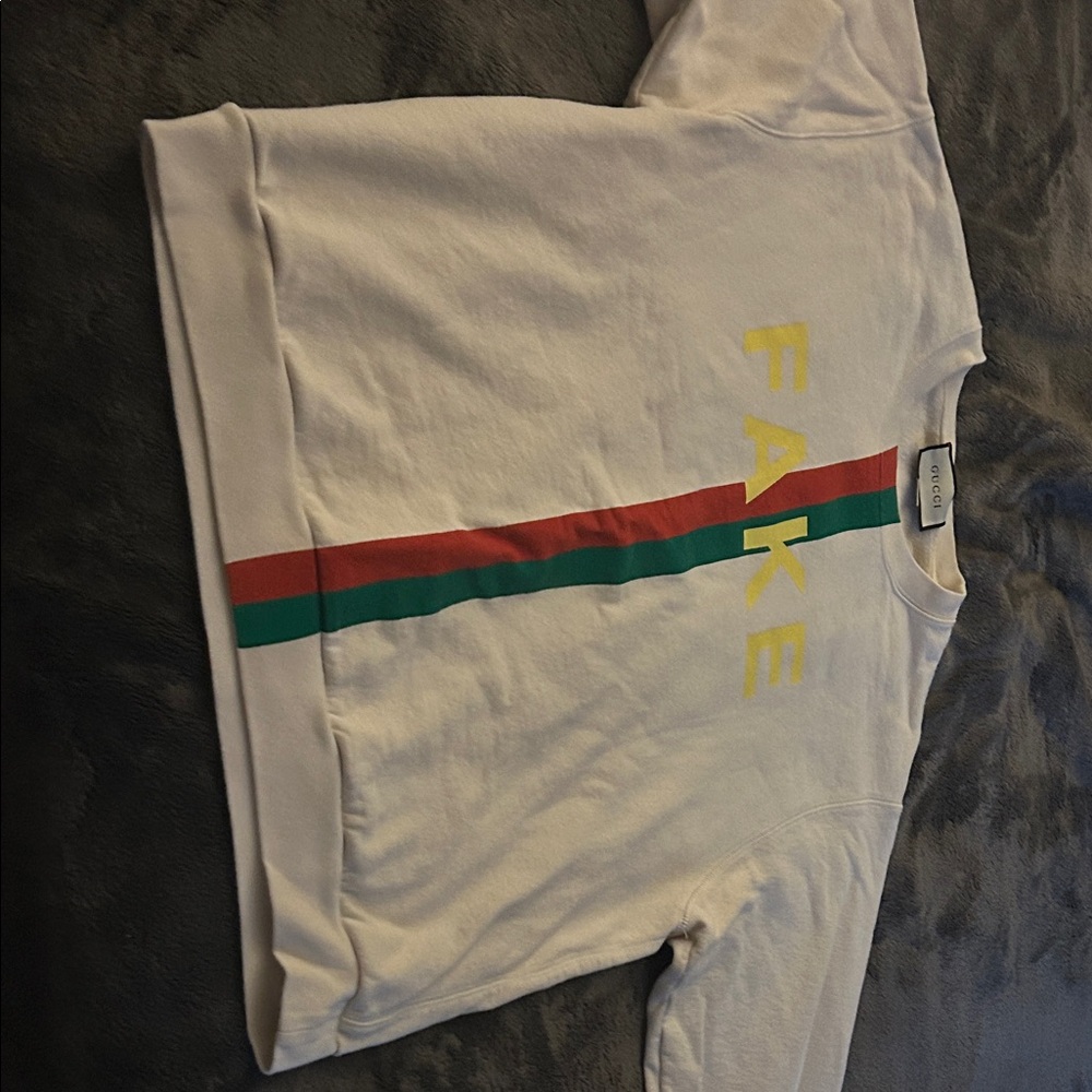 Gucci White Top with Red and Green Accents. REAL GUCCI